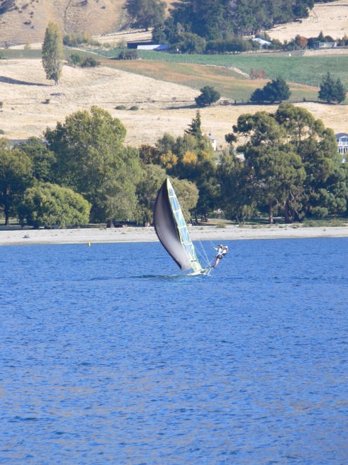 29erXX sailing for the first time at Lake Wanaka © www.29er.co.nz